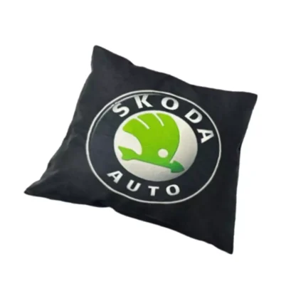 Perna cu imprimeu Skoda, fata detasabila si burduf 45 x 45 Magrot 20312 negru - imagine 2